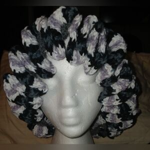 NWT Handcrafted Black, White, and Gray Ruffle Hat.